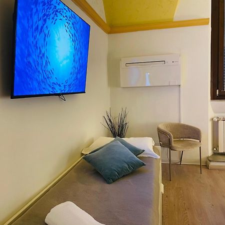 Colosseum-Apartments Rome Extérieur photo